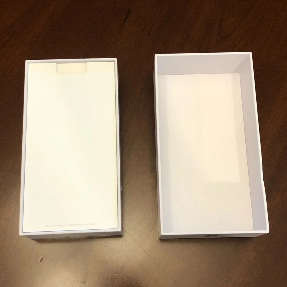 Original Empty Apple iPhone 8 256GB White / Gray Box (No contain the cell phone)